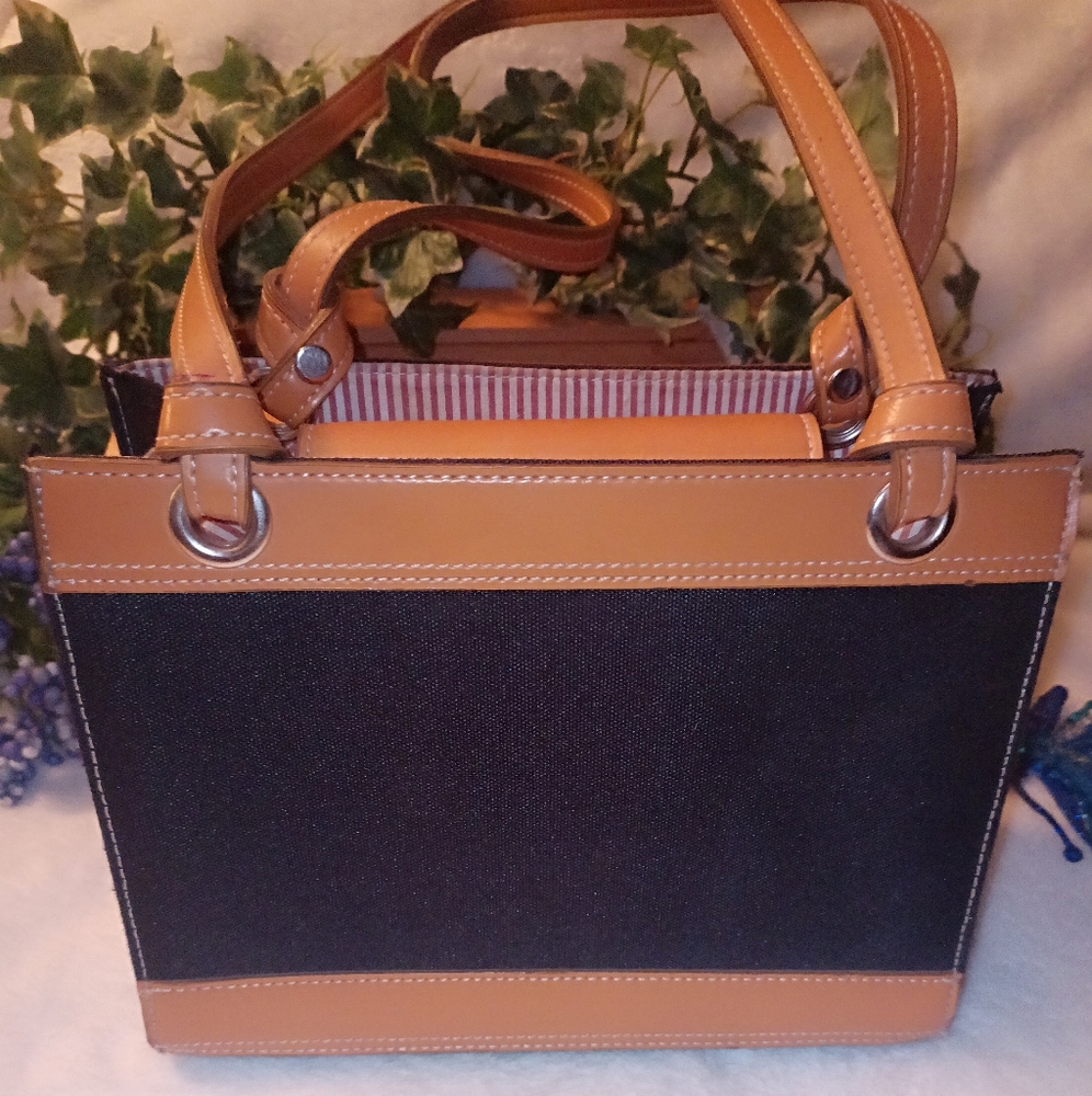 Kate Spade (New York) Black and Tan Leather Handbag - Picture 8 of 16